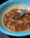 Caldo ranchero de pollo picado con salsa de chiles cascabel, pulque y epazote las Correa