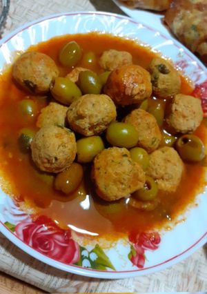 صورة لوصفة طاجين زيتون بكريات الدجاج