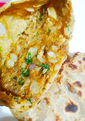 A picture of Besan paratha.