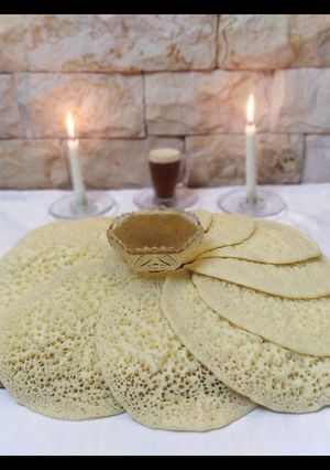 Une photo de Recette baghrir, crêpes aux miel trous