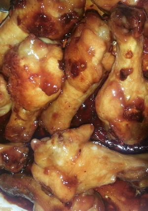 A picture of Sticky Honey Chicken Wings.
