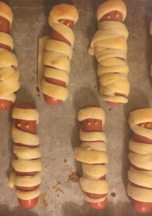 A picture of Halloweenie Mummies 🎃.