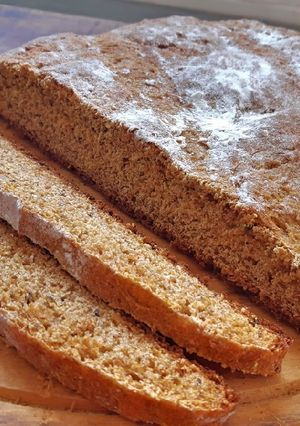 Una foto de Pan de calabaza integral con semillas y pimienta 🎃🍞