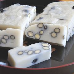 A picture of Old Fashioned Bean Mochi (Made in a Mochi Machine).