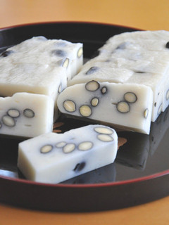 A picture of Old Fashioned Bean Mochi (Made in a Mochi Machine).