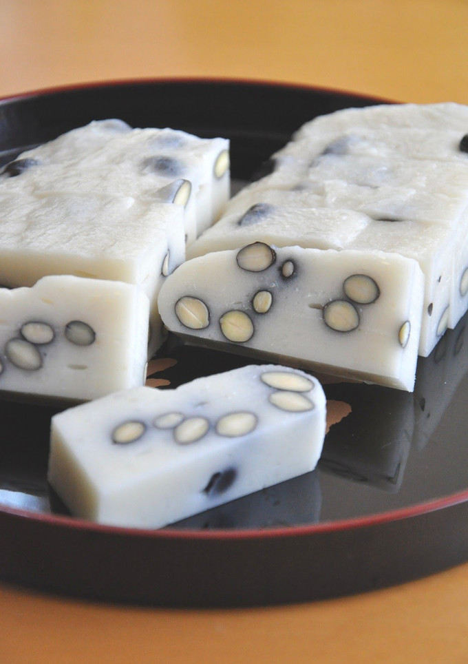 A picture of Old Fashioned Bean Mochi (Made in a Mochi Machine).