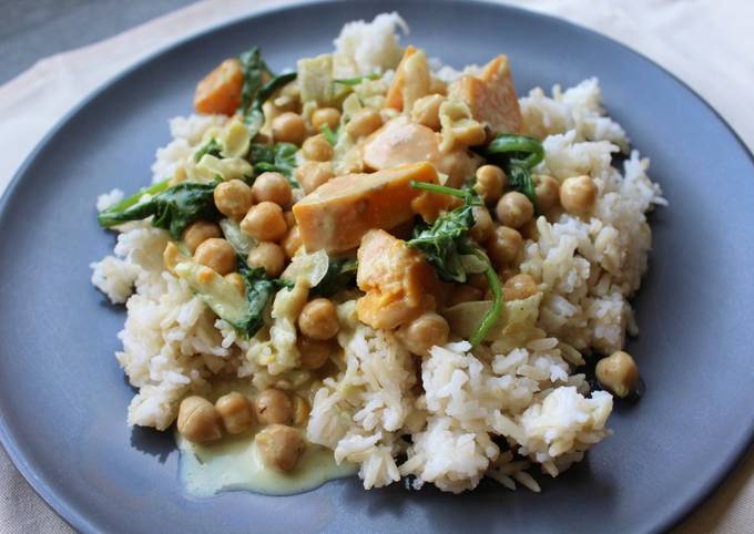 Step-by-Step Guide to Prepare Homemade Sweet Potato & Chickpea Green Curry
