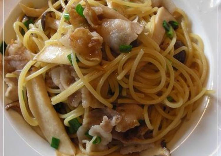 Japanese-style Spaghetti with Plenty of Mushrooms