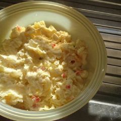 A picture of Creamy mashed potatoes.