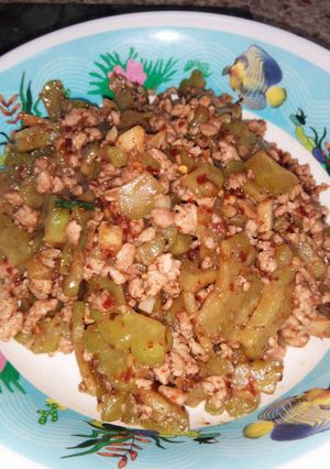 รูปของ มะระผัดพริกแกงหมูสับ (มีสูตรจีน)