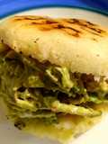 Arepas de pollo y palta