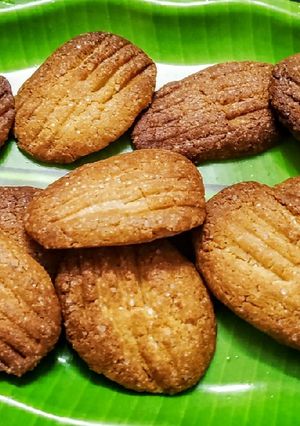 A picture of Wheat flour biscuit.