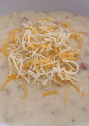 A picture of Easy Crockpot Potato Soup.
