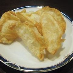 Crispy Apple Pie Fritters A picture of Crispy Apple Pie Fritters.