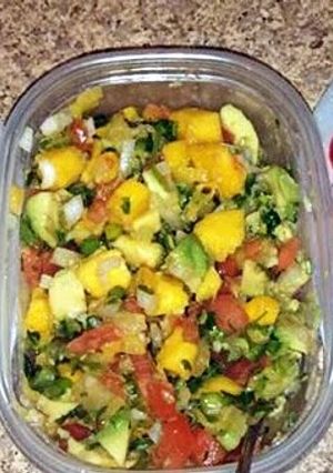 A picture of Ray's' Mango Avocado Salsa.