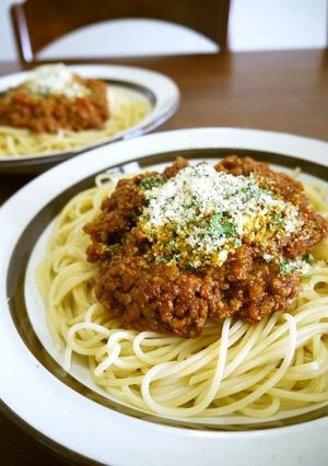 A picture of Classic Spaghetti Bolognese Sauce.