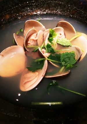 A picture of A Standard! Hamaguri Clam Sake Simmer.