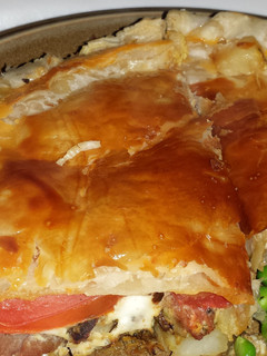 A picture of Claires Bacon & Egg Pie.