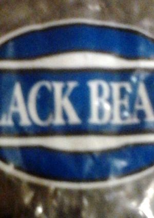 A picture of Cuban black beans.