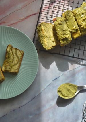 Une photo de Matcha zebra cake