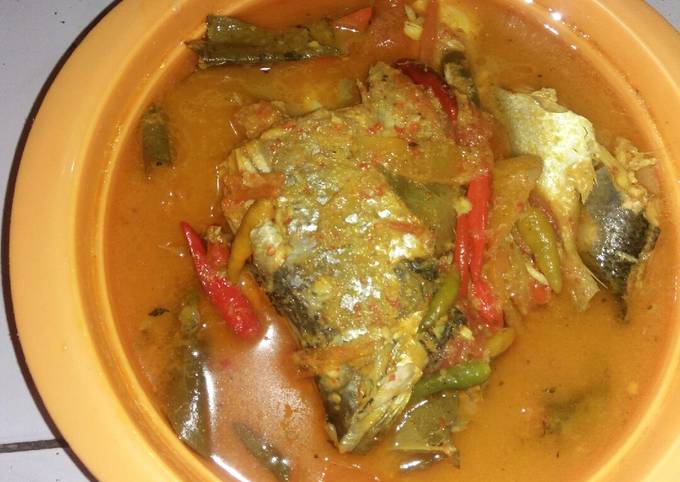 Resep Ikan pelik bandeng pindang bumbu kuning, Lezat Sekali