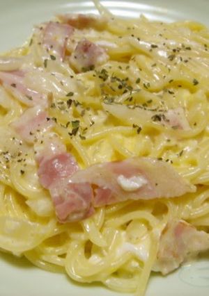 A picture of Carbonara Pasta One Pan Cooking.