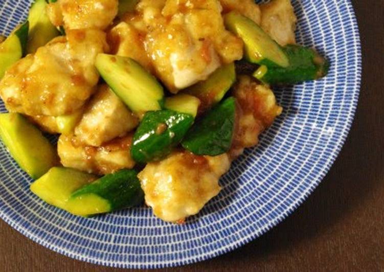 Steps to Prepare Perfect Chicken Breast, Ume and Cucumber Stir Fry
