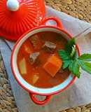 Σούπα βοδινού με καρότο, πατάτες και σέλινο