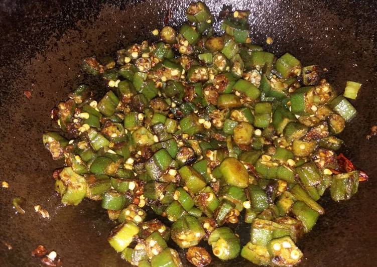 Simple Way to Make Super Quick Homemade Vendaikkai fry(lady&#39;s finger)