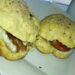 A picture of Fried egg burger.
