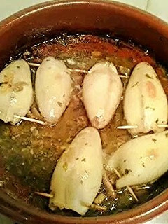 A picture of Onion- stuffed squid.