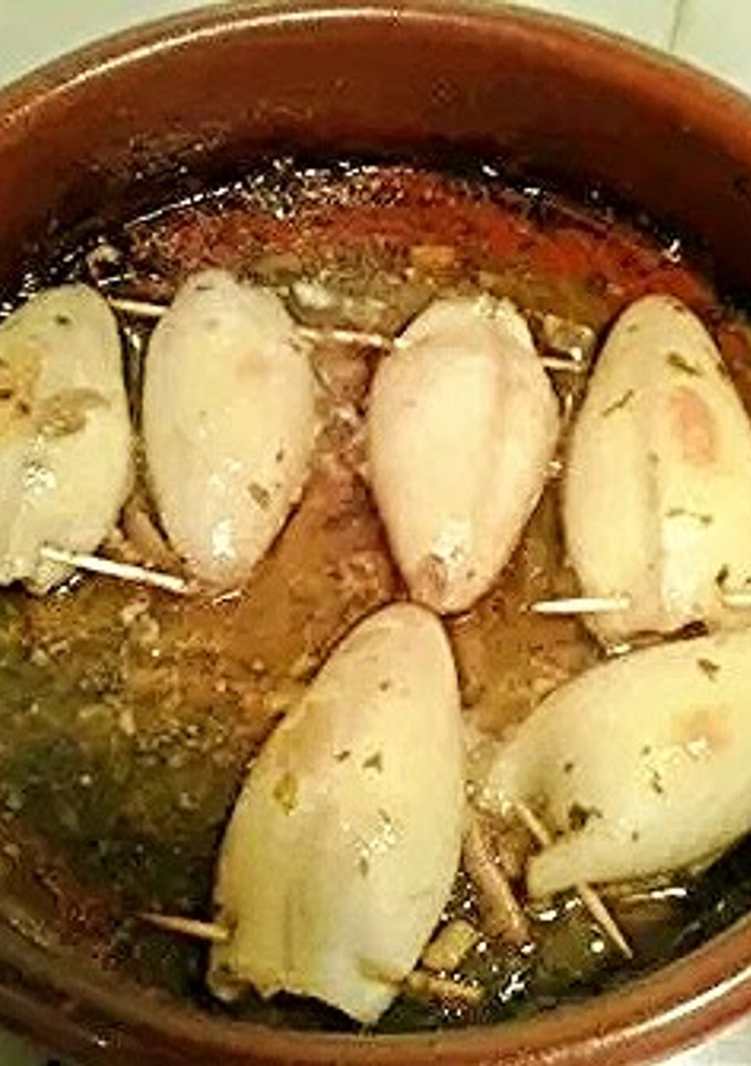 A picture of Onion- stuffed squid.