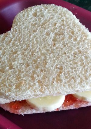 A picture of Banana and Jam Heart Sandwich.