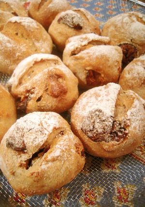 A picture of Fig and Walnut Bread With Rye Flour.