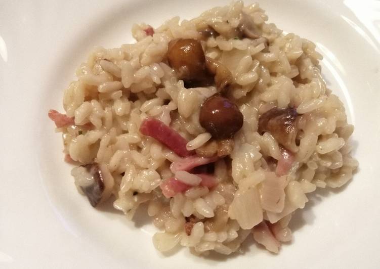 Steps to Make Ultimate Risotto con i funghi, speck e gorgonzola