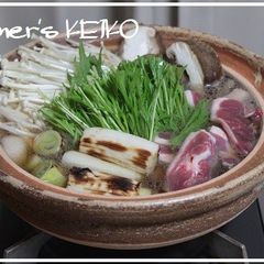 A picture of Farmhouse Recipe: Duck and Green Onion Hot Pot.