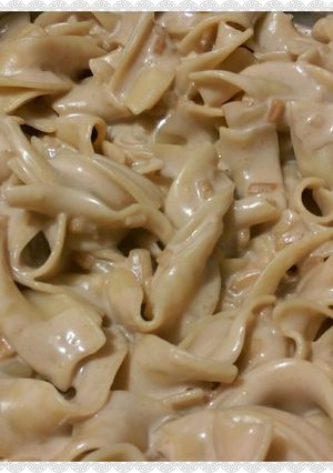 A picture of Onion Soup Flavored Noodles.