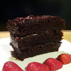A picture of AMIEs Sacher Romantica Torte.