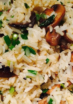 A picture of Mushroom & Scallion Fried Rice.