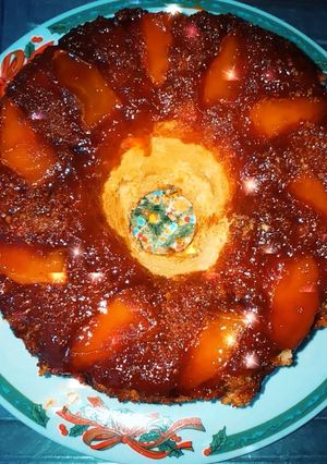 Una foto de Torta de 🍎 invertida con caramelo 💪