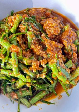 รูปของ ผัดพริกแกงหมูสับถั่วฝักยาว