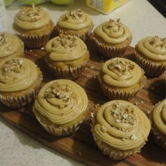 A picture of Banoffee cupcakes..