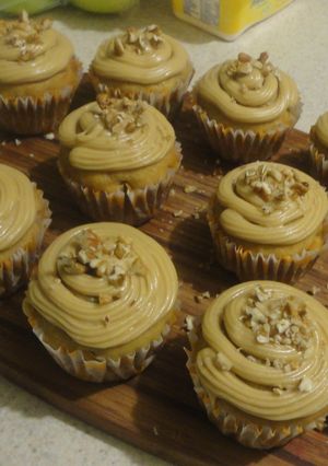 A picture of Banoffee cupcakes..