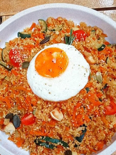 Foto de Couscous com Legumes e Ovo Estrelado