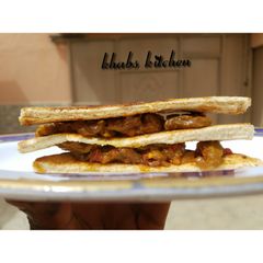 Beef sandwich A picture of Beef sandwich.