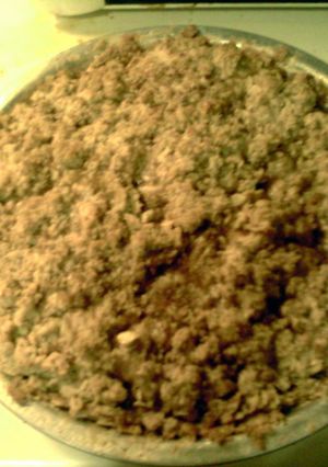A picture of Apple crisp pie.
