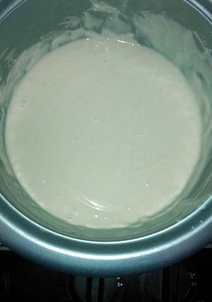 A picture of Battery mix for deep frying food.