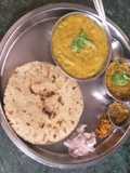 Zhanzhanit Besan, Bhakri, Bharit theccha