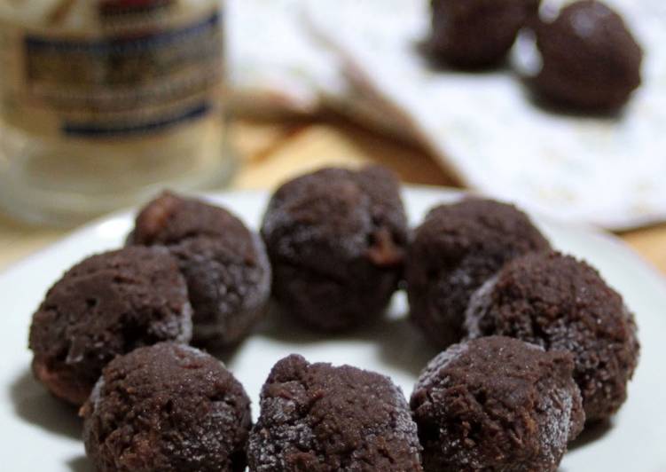 Recipe of Any-night-of-the-week Baked or Frozen Chocolate Balls