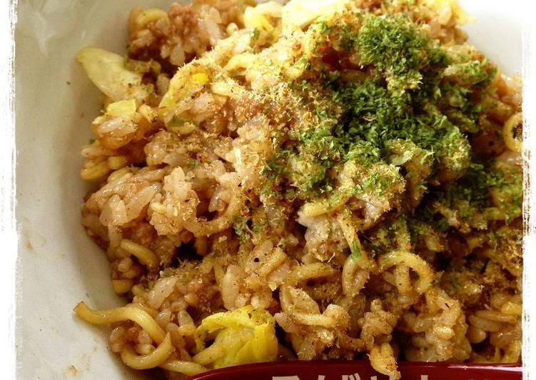 Recipe of Quick Sobameshi - Yakisoba Noodles and Rice